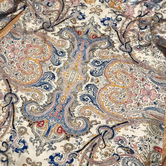 Va Vite Tie-Front Long Sleeve Paisley Print Blouse - Picture 10 of 10